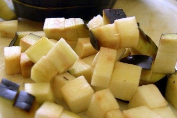 Нарезка картофеля кубиками крупными